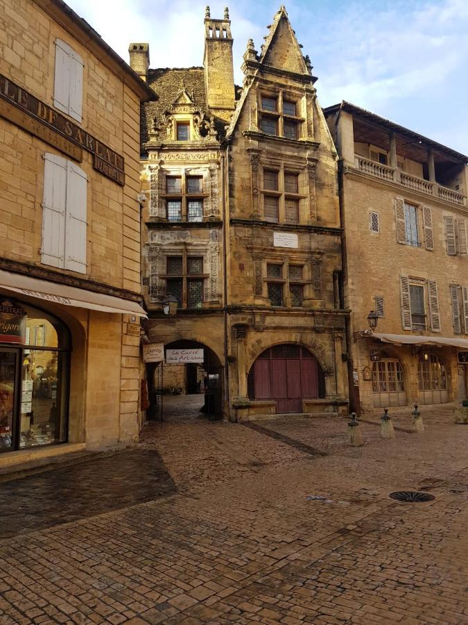 Hotel Confort Le Moulin Rouge Terrasson المظهر الخارجي الصورة