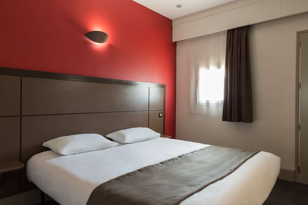 Hotel Confort Le Moulin Rouge Terrasson الغرفة الصورة