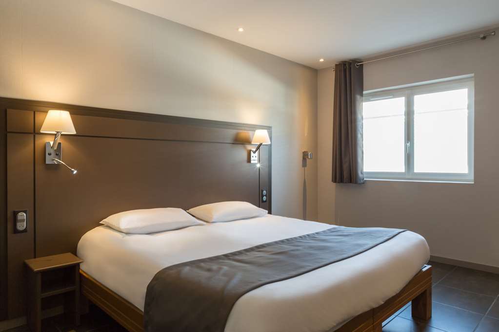 Hotel Confort Le Moulin Rouge Terrasson الغرفة الصورة